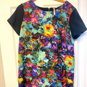 Beautiful mosaic like dress, knee length